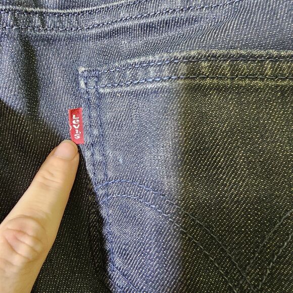 Levi's Demi Boot 508 Jeans Dark Wash Size 8S W29 Cotton Whiskering Distressed - Picture 5 of 8